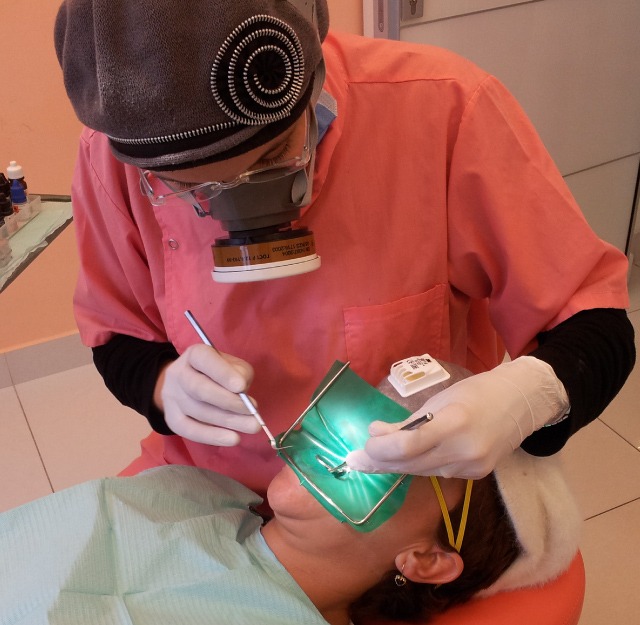 Read more about the article טיפולי השתלות שיניים מתקדמים, המשלבים רפואה סינית ומשיגים פה בריא וחיוך מהפרסומות